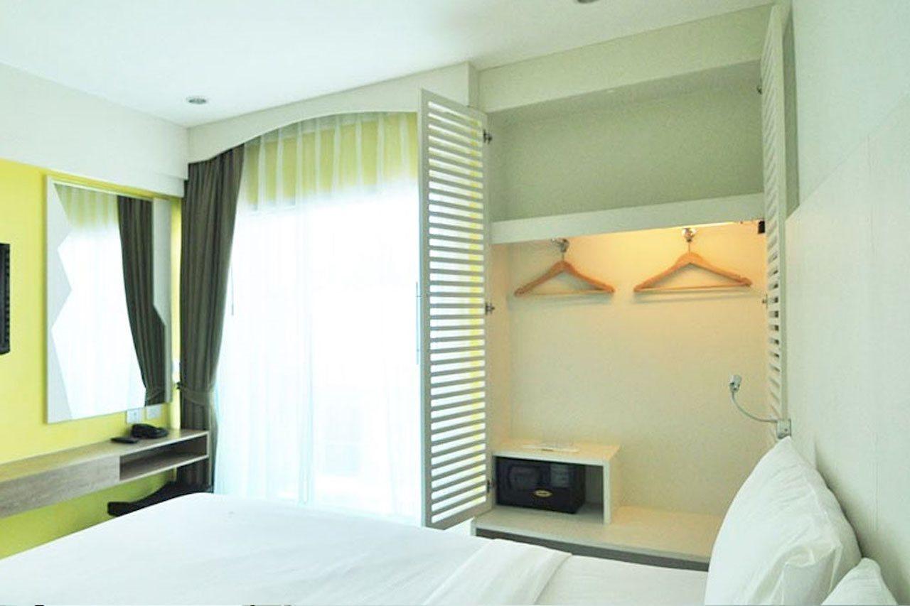 The Aim Patong Hotel Exterior photo
